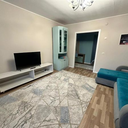 Lux Home На Берегу Ульбы Ust-Kamenogorsk ภายนอก รูปภาพ
