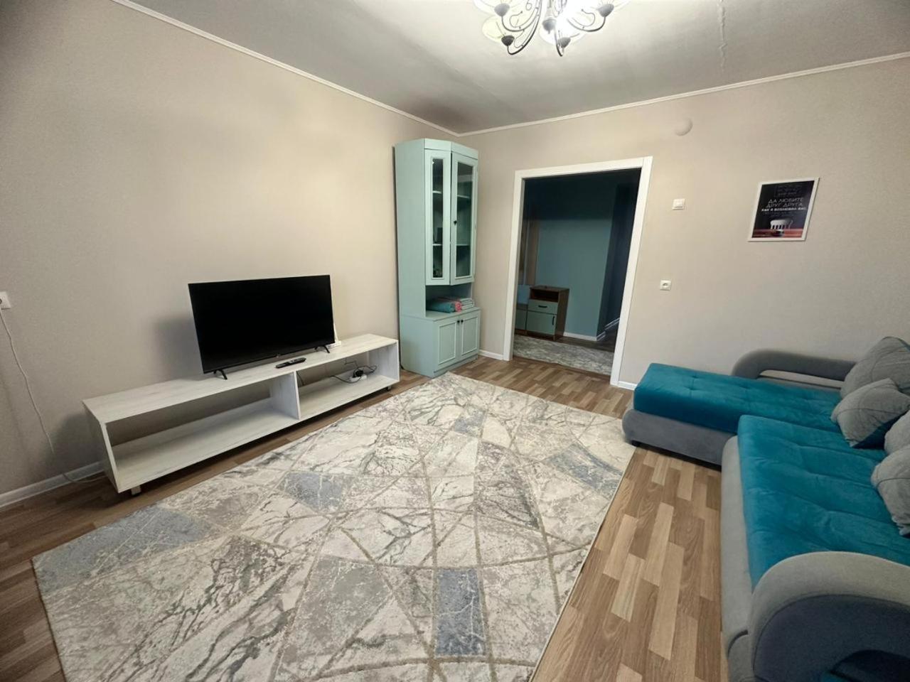 Lux Home На Берегу Ульбы Ust-Kamenogorsk ภายนอก รูปภาพ